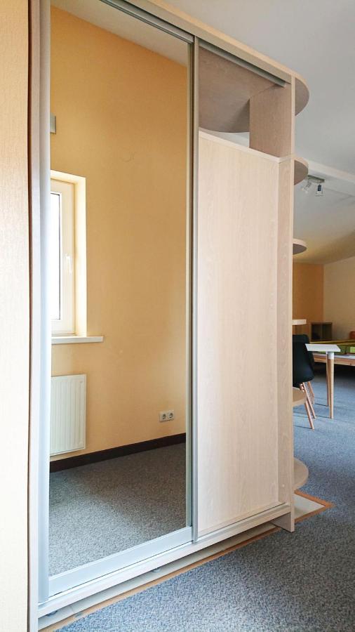 Riga City Center Quiet Apartment With Free Private Parking Ngoại thất bức ảnh